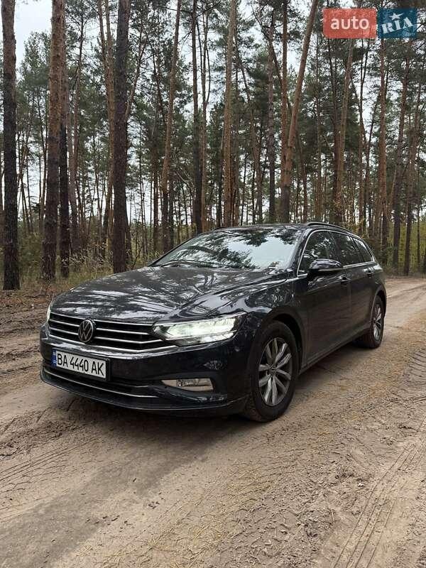 Volkswagen Passat 2023