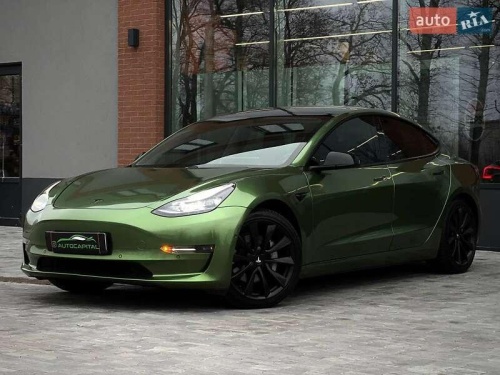 Tesla Model 3 2021