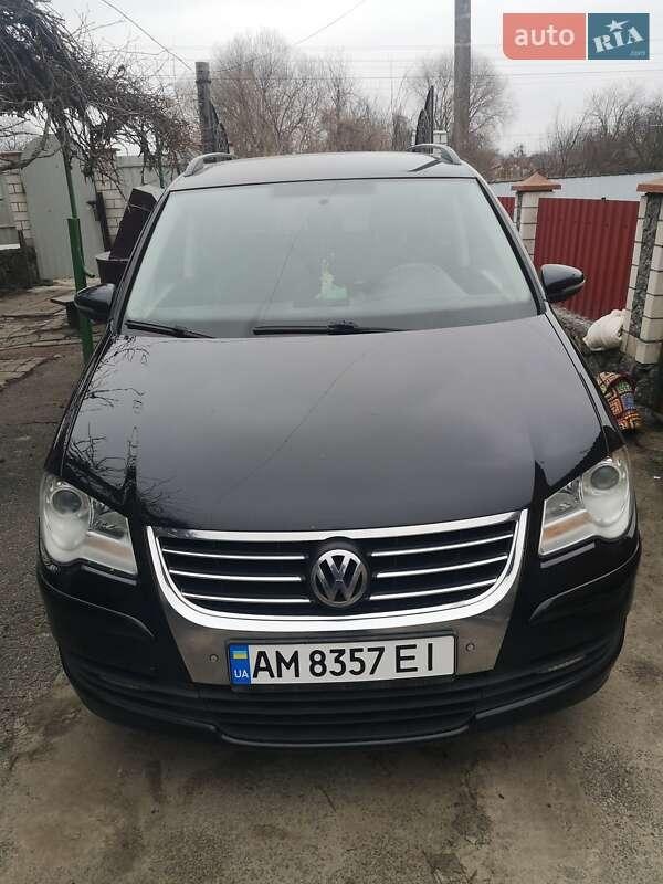 Volkswagen Touran 2010