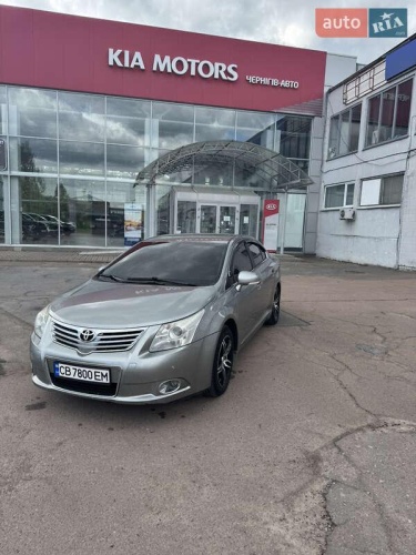 Toyota Avensis 2011