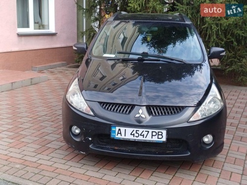Mitsubishi Grandis 2008