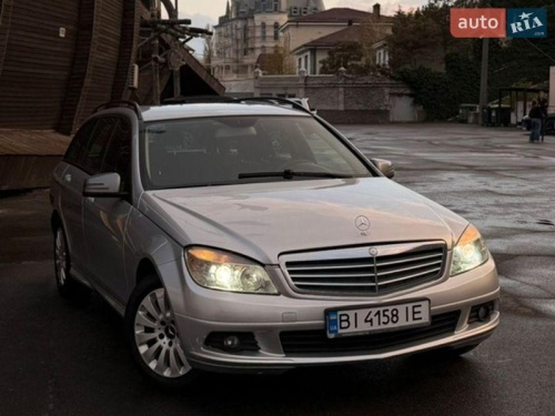 Mercedes-Benz C-Class 2009