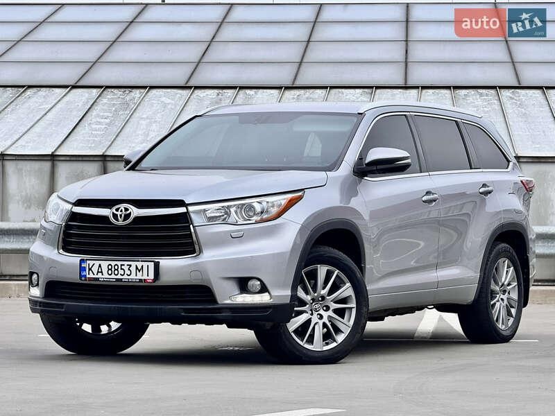 Toyota Highlander 2016