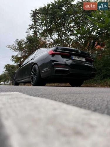 BMW 7 Series 2019