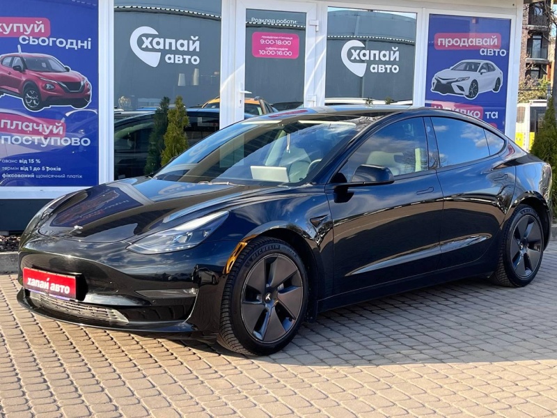 Tesla Model 3 2021