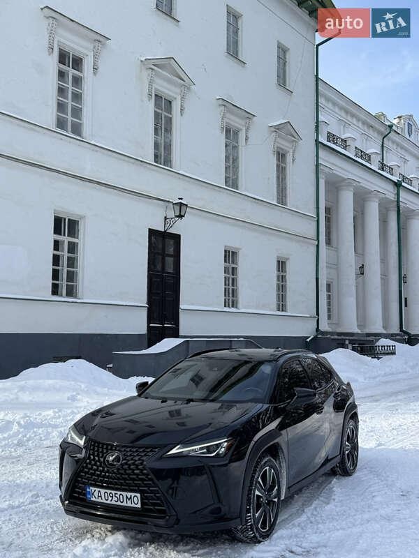 Lexus UX 2020