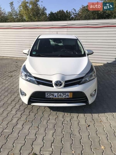 Toyota Verso 2016