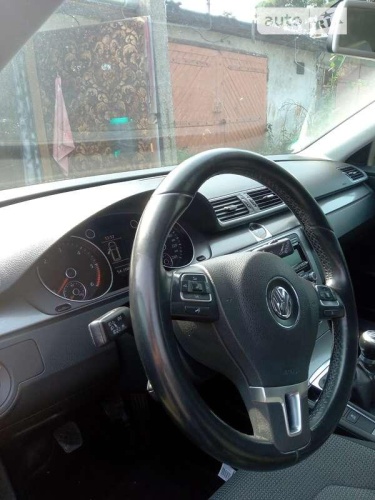 Volkswagen Passat 2011