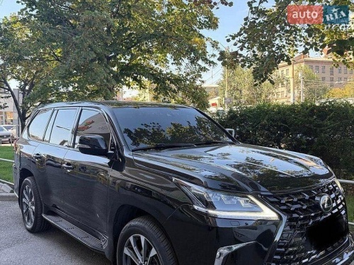 Lexus LX 2017
