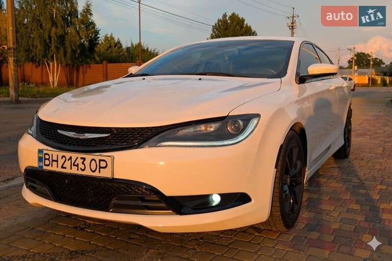 Chrysler 200 2015