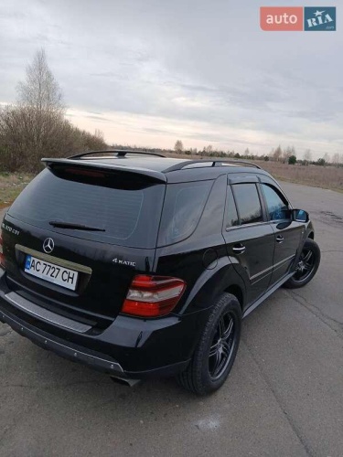 Mercedes-Benz M-Class 2008