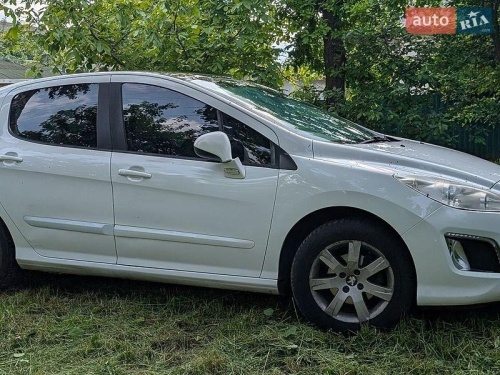 Peugeot 308 2011