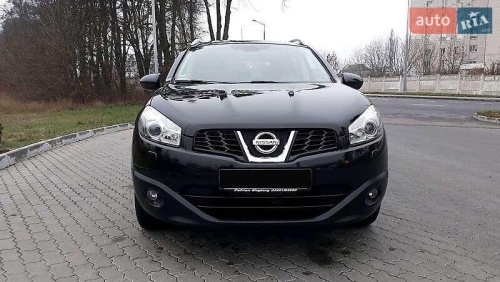 Nissan Qashqai+2 2011