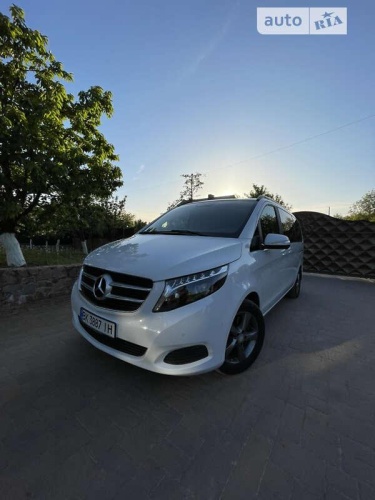 Mercedes-Benz V-Class 2015