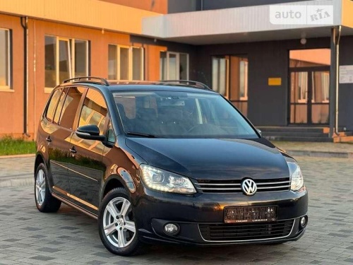 Volkswagen Touran 2015