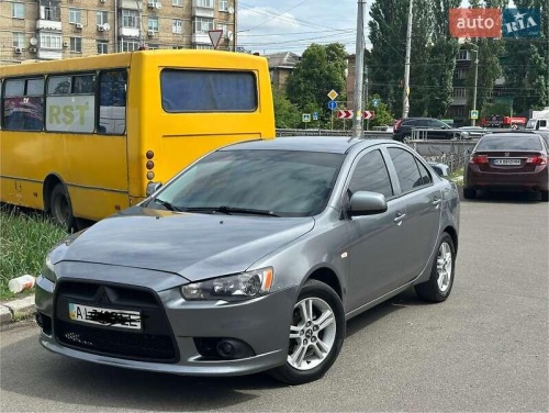 Mitsubishi Lancer 2012
