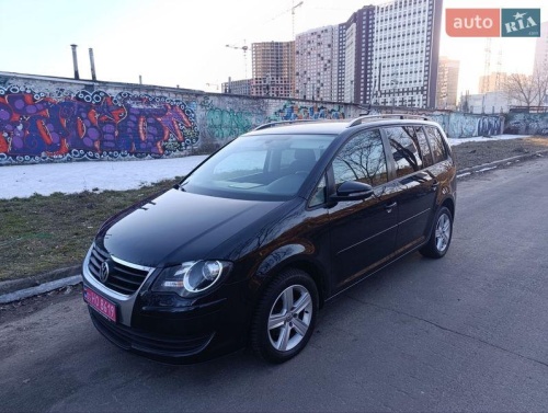 Volkswagen Touran 2010