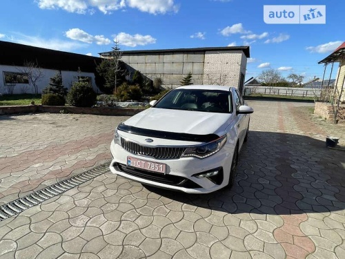 Kia Optima 2019