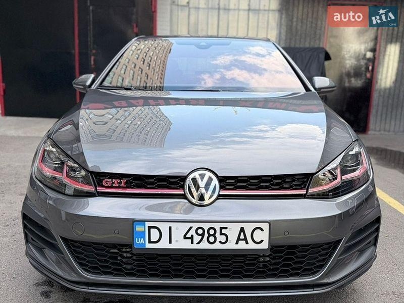 Volkswagen Golf 2020