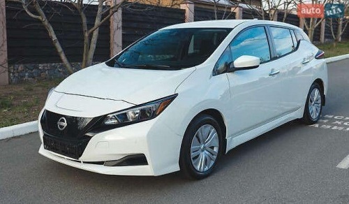 Nissan Leaf 2024