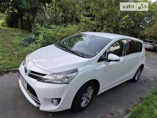 Toyota Verso 2015