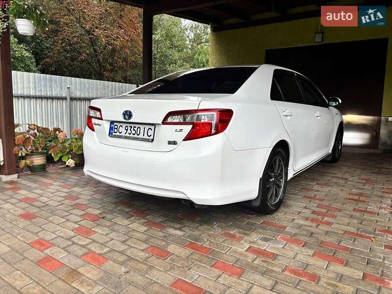 Toyota Camry 2013