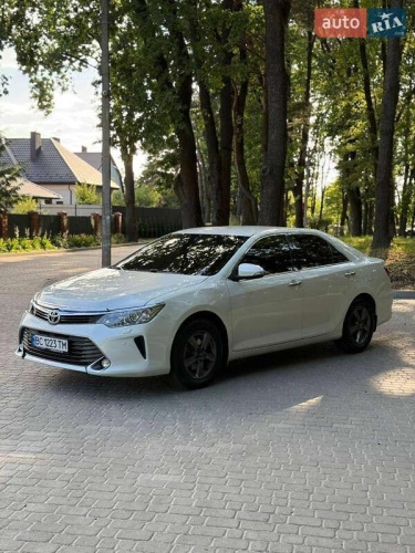Toyota Camry 2014