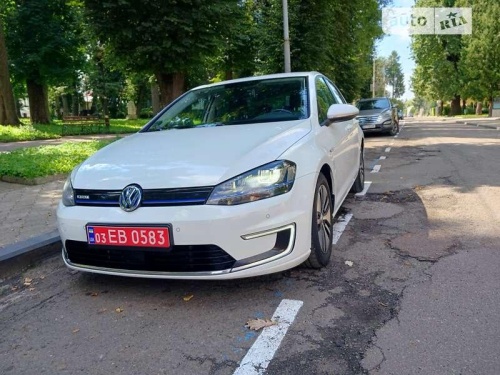 Volkswagen e-Golf 2014