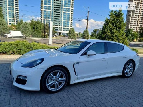 Porsche Panamera 2012