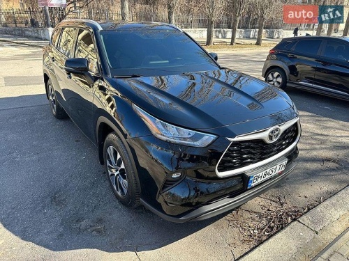 Toyota Highlander 2020
