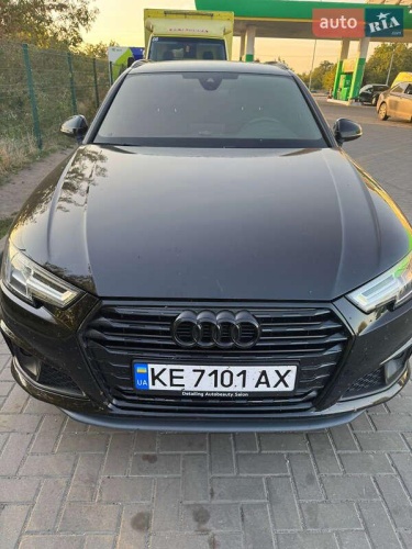 Audi A4 2019