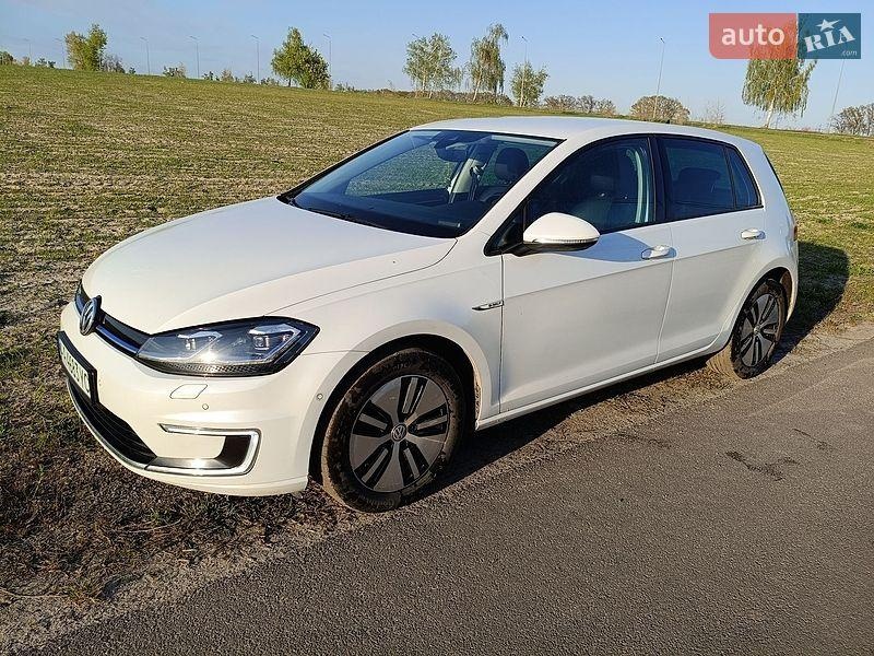 Volkswagen e-Golf 2017