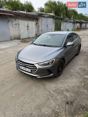 Hyundai Elantra 2017