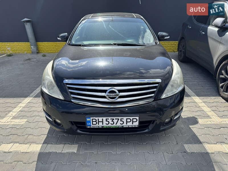 Nissan Teana 2010