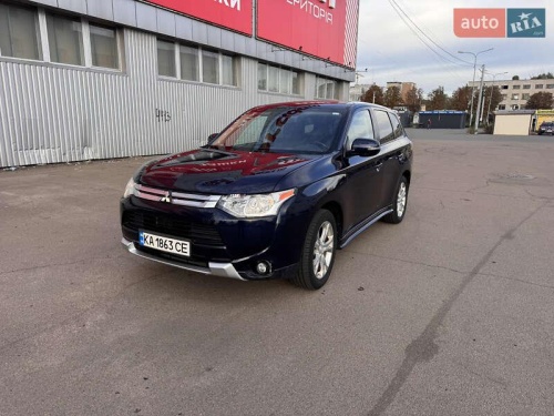 Mitsubishi Outlander 2014