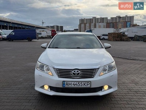 Toyota Camry 2012