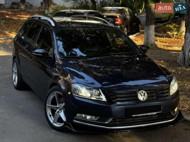 Volkswagen Passat 2011