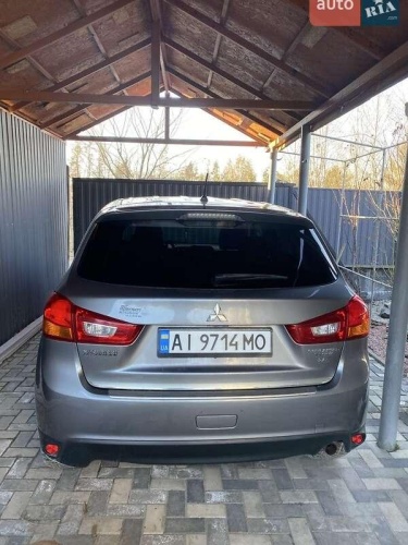 Mitsubishi Outlander 2015