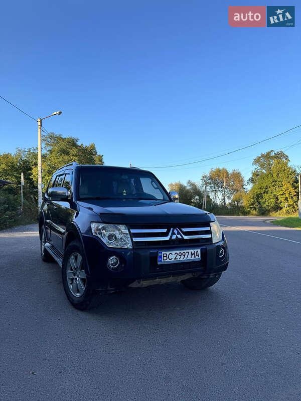 Mitsubishi Pajero 2007