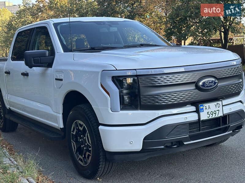 Ford F-150 2023
