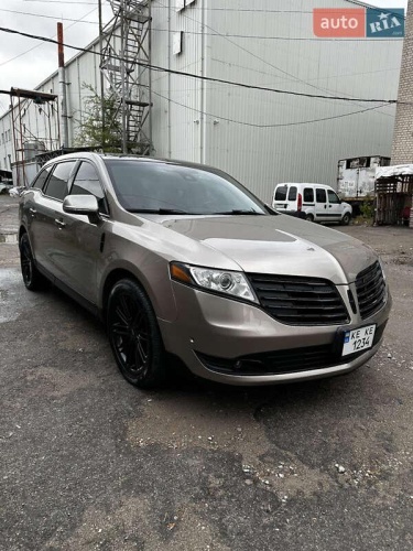 Lincoln MKT 2019