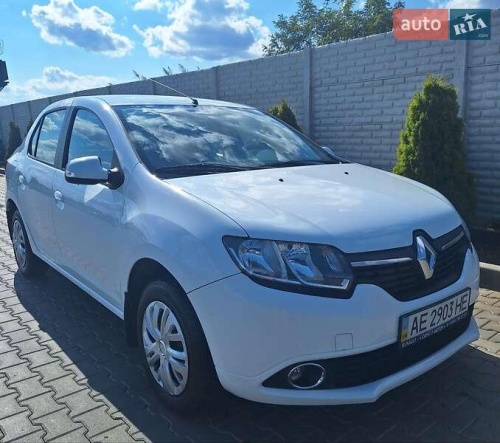 Renault Logan 2013