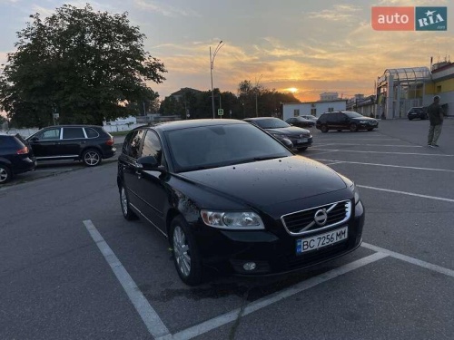 Volvo V50 2012