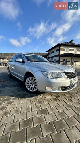 Skoda Superb 2010