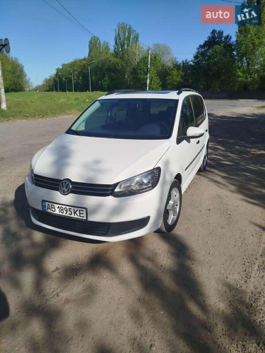 Volkswagen Touran 2015