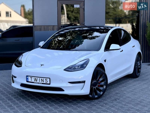 Tesla Model 3 2022