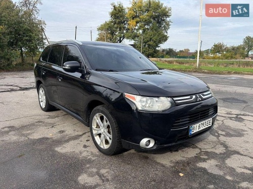 Mitsubishi Outlander 2013