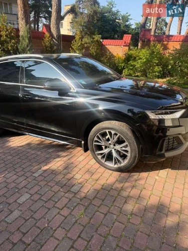 Audi Q8 2020