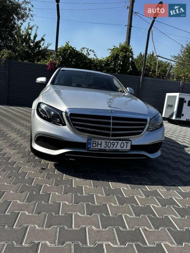 Mercedes-Benz E-Class 2017