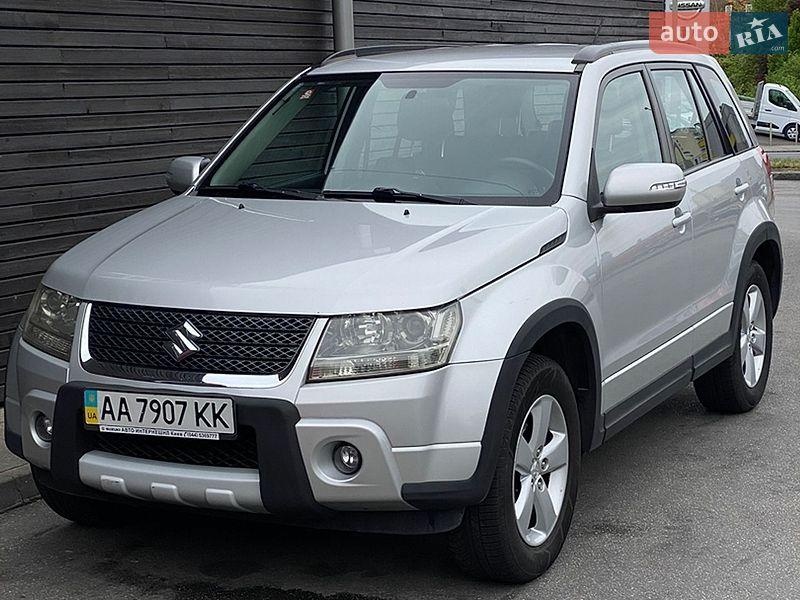 Suzuki Grand Vitara 2012